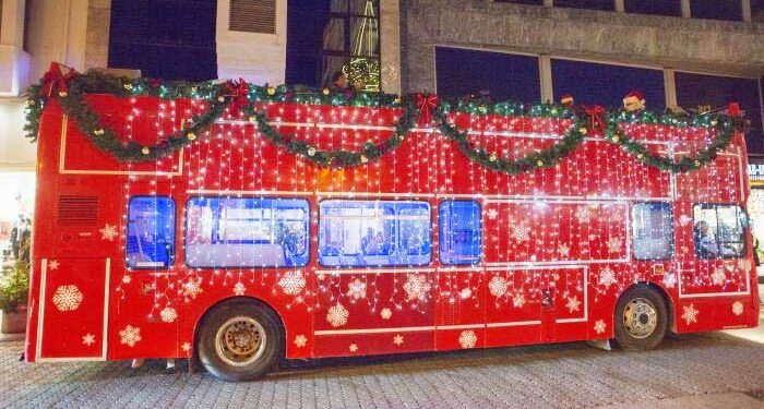 Άρχισαν οι διαδρομές του Χριστουγεννιάτικου λεωφορείου του Δήμου Λεμεσού