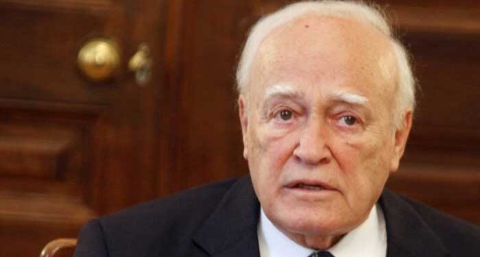 Κάρολος Παπούλιας