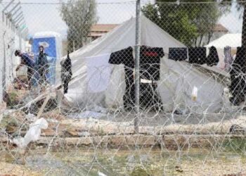 Αγανάκτηση κατοίκων Κοκκινοτριμιθιάς - Νέες καταγγελίες για διακινητές