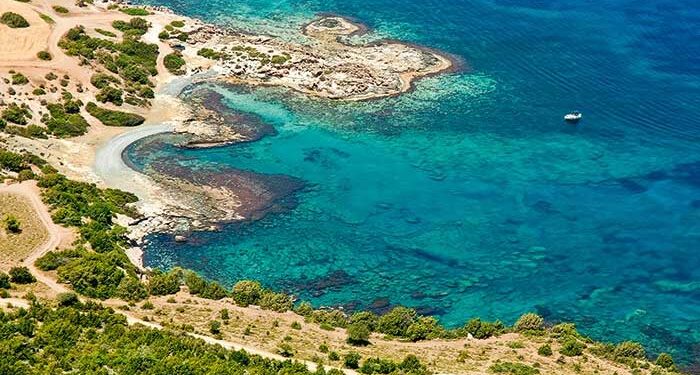 Ακάμα