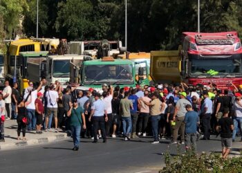 Οι τουρκοκυπριακές συντεχνίες διαμαρτύρονται για την ενοποίηση των «δήμων» στα κατεχόμενα