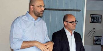 Συνάντηση Ισραηλινού Πρέσβη - Δημάρχου Δερύνειας
