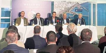 θαλάσσια σύνδεση Λάρνακας – Πειραιά