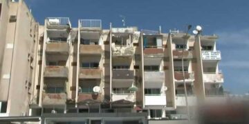 Κτίρια υπό κατάρρευση στη Γερμασόγεια