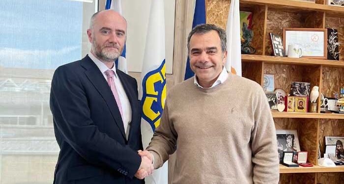 Συνάντηση Δημάρχου Λευκωσίας με τον Πρέσβη της Ιρλανδίας
