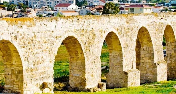 αντιπλημμυρικά έργα στις Καμάρες