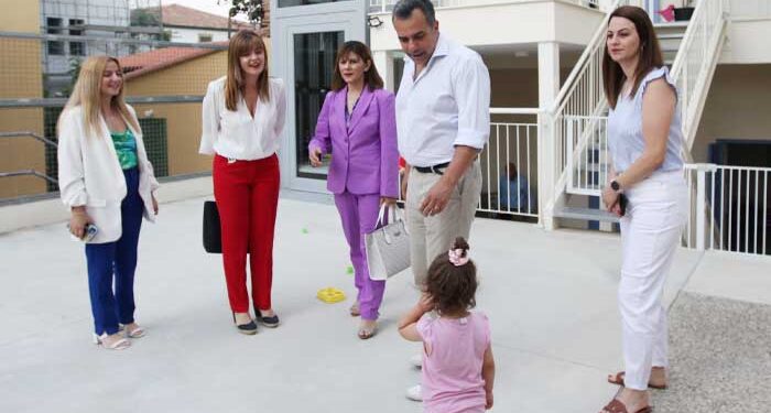 Διαβουλεύσεις με Ένωση Δήμων για κοινωνική στήριξη πολιτών