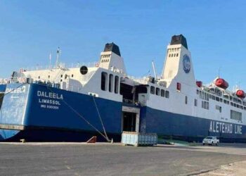 ακτοπλοϊκή σύνδεση Λάρνακας - Πειραιά