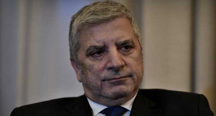 Πατούλης