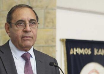 Νίκος Χατζηστεφάνου