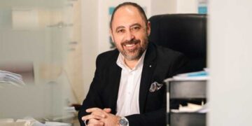 Γιώργος Νικολέττος