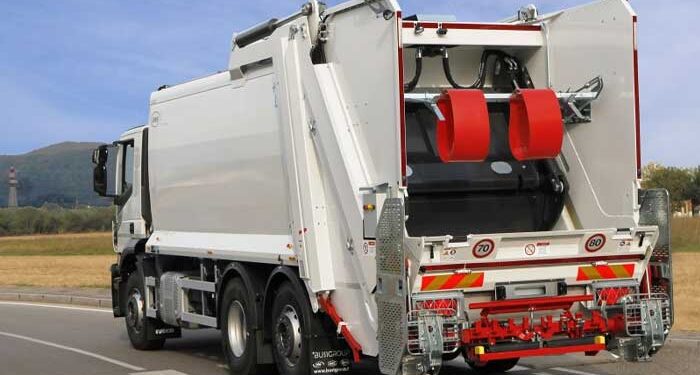 Δυο νέα απορριμματοφόρα οχήματα στο Δήμο Πάφου