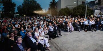 Νικολαΐδης