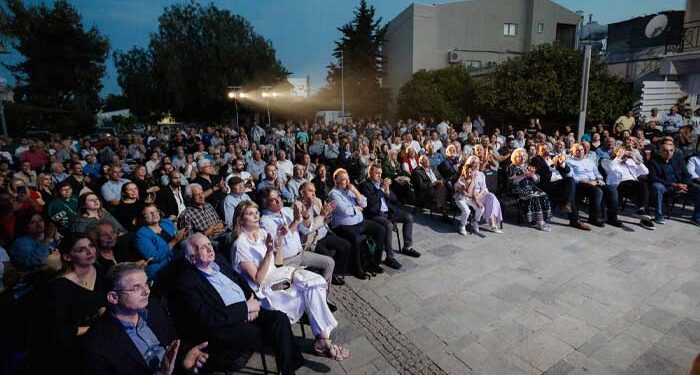 Νικολαΐδης