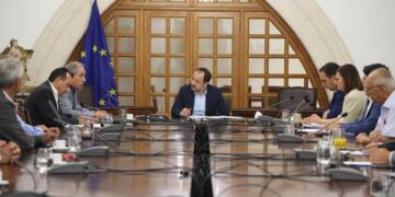 κοινότητες