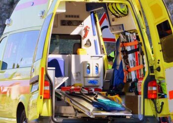 Σταθμό Ασθενοφόρων ο Δήμος Παραλιμνίου – Δερύνειας