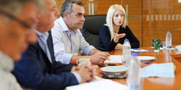 Επίσκεψη αντιπροσωπείας ΔΗΣΥ στον ΕΟΑ Λευκωσίας