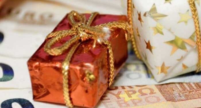 Παραχώρηση έκτακτου Χριστουγεννιάτικου Δώρου - Εντάσσονται νέες κατηγορίες δικαιούχων