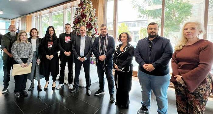 745 χριστουγεννιάτικα πακέτα αγάπης σε άπορους μαθητές της Λευκωσίας