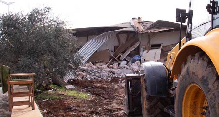 Κατεδάφιση παράνομου υποστατικού στον Πρωταρά