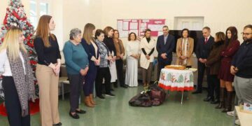 Η κυρία Φωτεινή Παπαδοπούλου έκοψε τη βασιλόπιτα στο Πολυδύναμο Δημοτικό Κέντρο Λευκωσίας