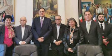 Στην Ελληνική Πρεσβεία η Επιτροπή Κατεχόμενων Δήμων