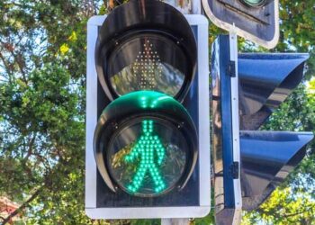 Νέα διάβαση πεζών στη λεωφόρο Αθαλάσσης