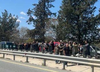 Τορναρίτης: Στην Επ. Νομικών το κλείσιμο αυτοκινητόδρομου από κυνηγούς