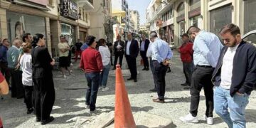 Επιτόπια επίσκεψη Βύρα στο εμπορικό κέντρο της πόλης