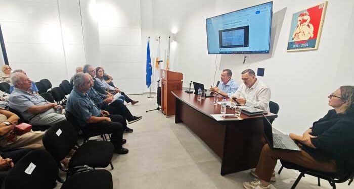 Λευτέρης Αντωνίου