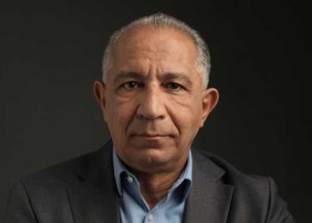 Γιάννης Τσουλόφτας