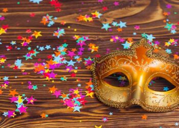 ΚΑΡΝΑΒΑΛΙΣΤΙΚΗ ΠΑΡΕΛΑΣΗ