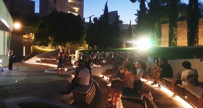 Νύχτες Καλοκαιριού