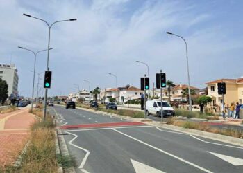 Σε λειτουργία νέες διαβάσεις πεζών στο δρόμο Λάρνακας – Δεκέλειας