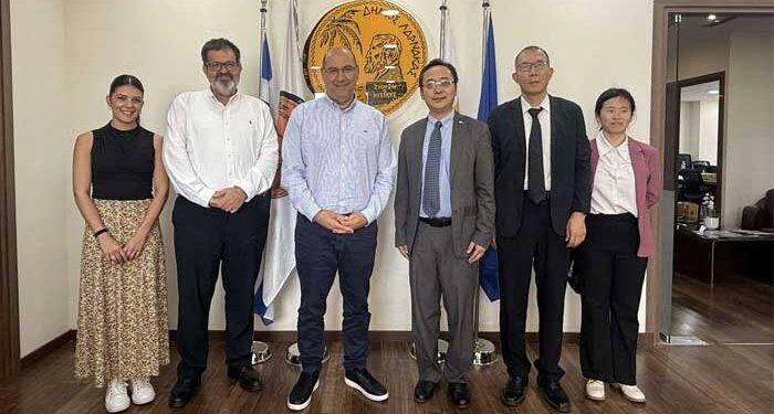 Ανδρέα Βύρα