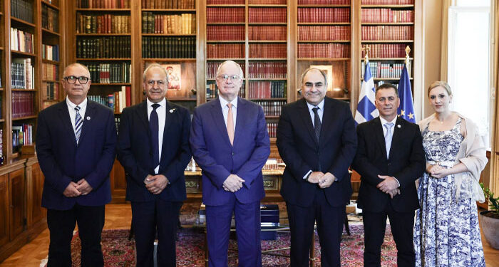 Επιτροπή Κατεχόμενων Κοινοτήτων