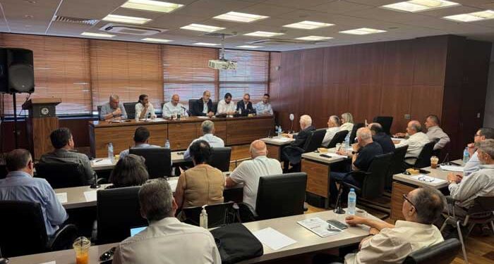Σε κλιμακωτά μέτρα προχωρούν οι Δήμαρχοι - Πρώτο βήμα τρίωρη διαμαρτυρία