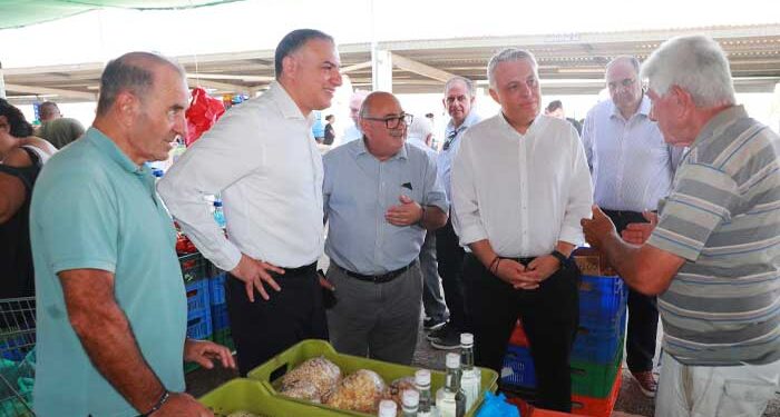 Σενέκης