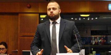 Άρι Χαπεσιάν